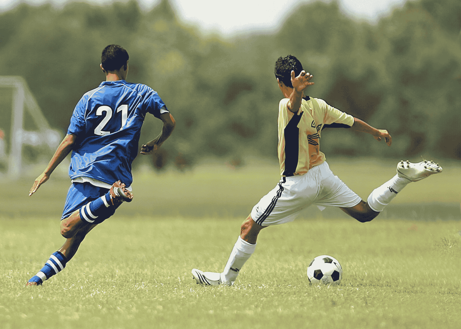 Enjoy the Unlimited Footb Experiencewith The World 01
